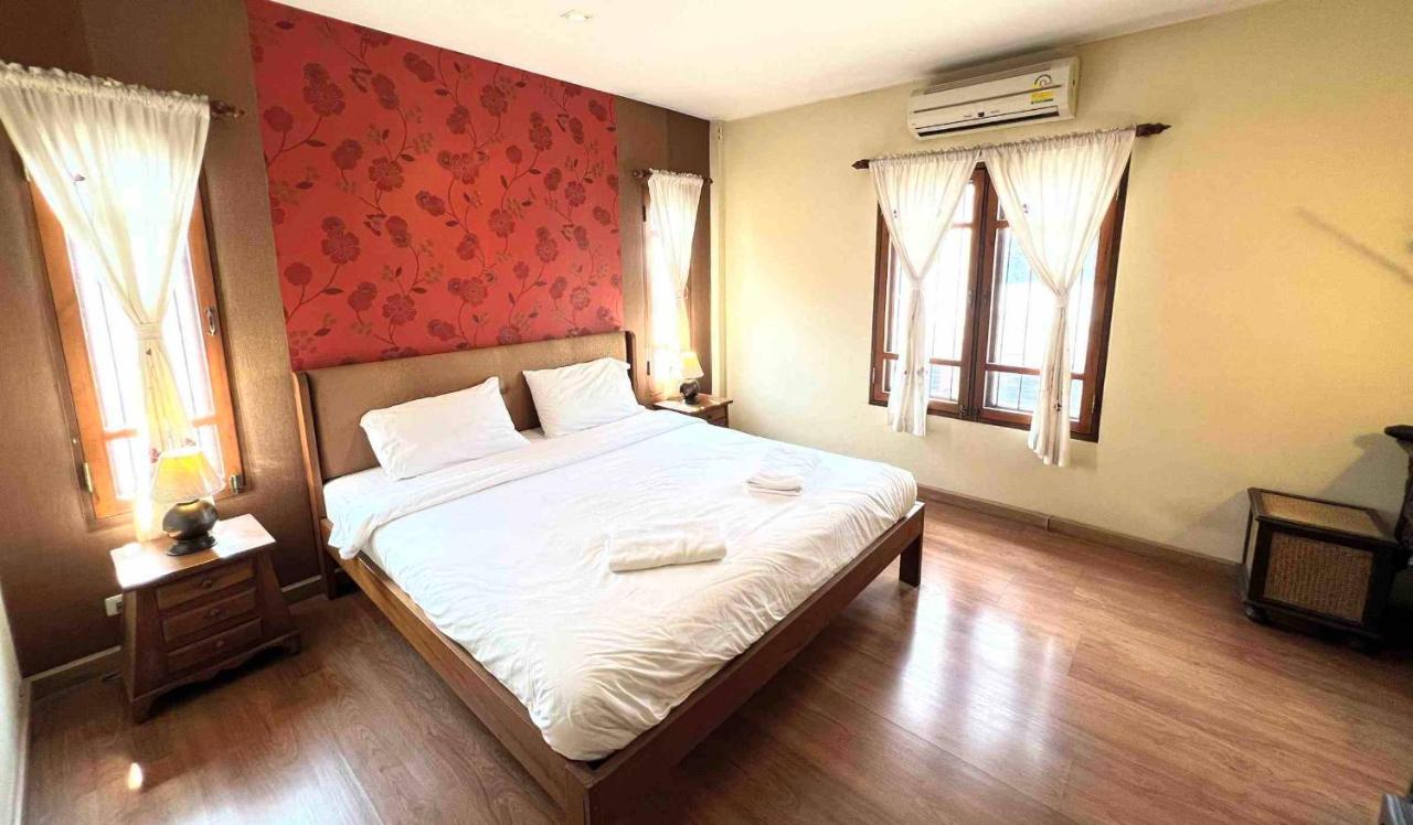 Plumeriahome Near Walking Street Chiang Mai Dış mekan fotoğraf