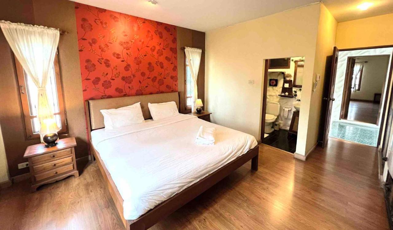 Plumeriahome Near Walking Street Chiang Mai Dış mekan fotoğraf