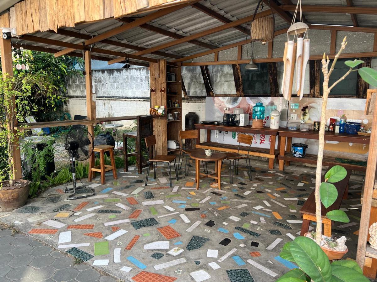 Plumeriahome Near Walking Street Chiang Mai Dış mekan fotoğraf